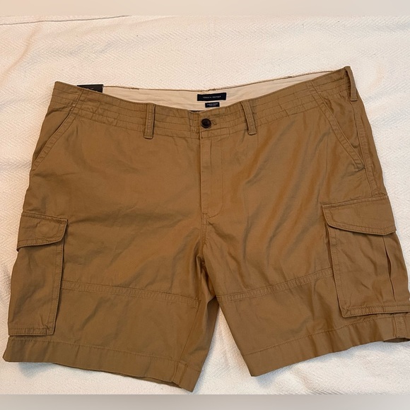 Tommy Hilfiger Other - Tommy Hilfiger Cargo Shorts NWT